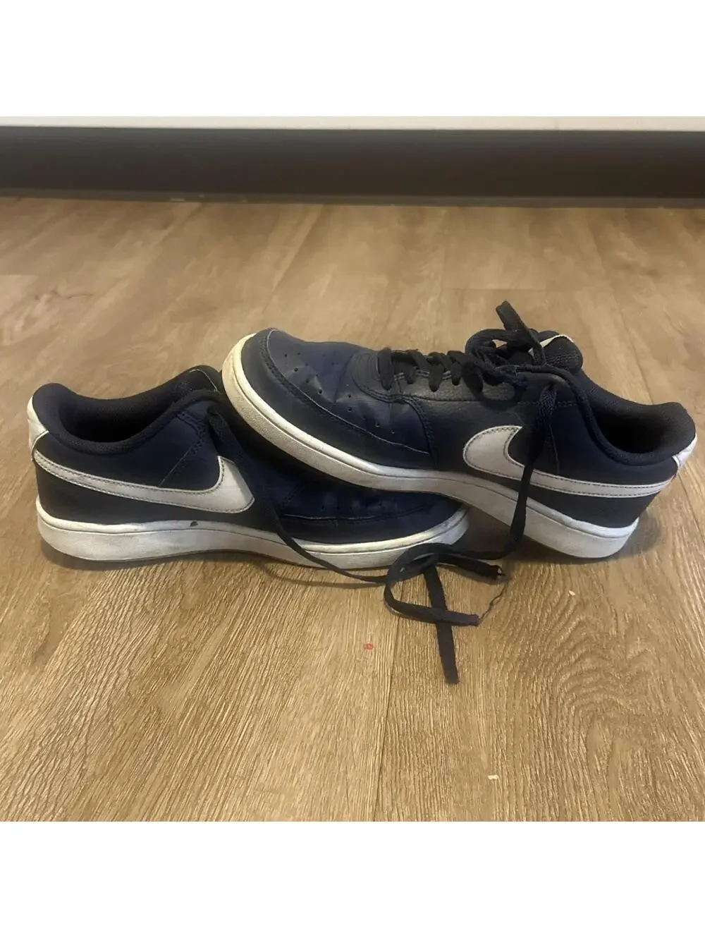 Nike Men’s Navy Court Vision Low-Top Sneakers